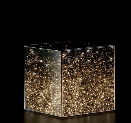 СВЕТЕЩ КУБ 150/ЛЕД СВЕТЛИНИ 30/30/30