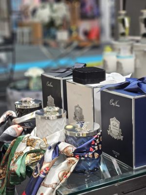 Herringbone Candle with Scarf - Navy & Silver - Crown Brooch - Garden in Versailles 