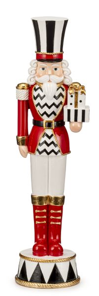 RED CHESS NUTCRACKER