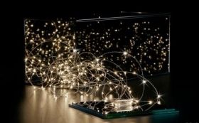 СВЕТЕЩ КУБ 150/ЛЕД СВЕТЛИНИ 30/30/30