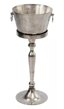 ШАМПАНИЕРА НА СТОЙКА