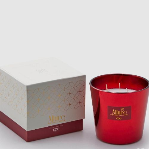 АРОМАТНА СВЕЩ В СТЪКЛЕНА ЧАША