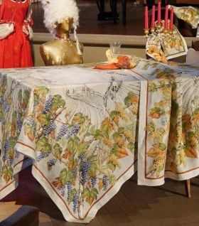 VIOLETTA TABLECLOTH