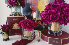 LUXURY GRAND BOUQUET - GOLD BADGE - CARMINE RED - BURGUNDY BOX 