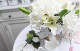 LUXURY GRAND BOUQUET - GOLD BADGE - CHAMPAGNE - BURGUNDY BOX